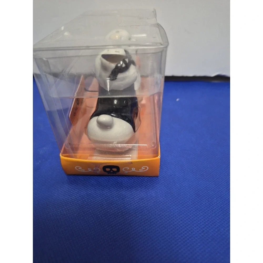 Trick Or Treat Salt and Pepper Halloween Set Ceramic Ghost Dog & Bat Dog New Box